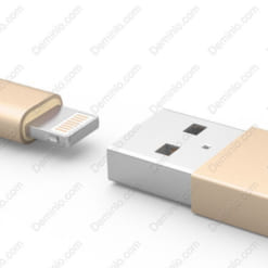 Đầu kết nối USB và Lightning được thiết kế tinh xảo, độ hoàn thiện tốt